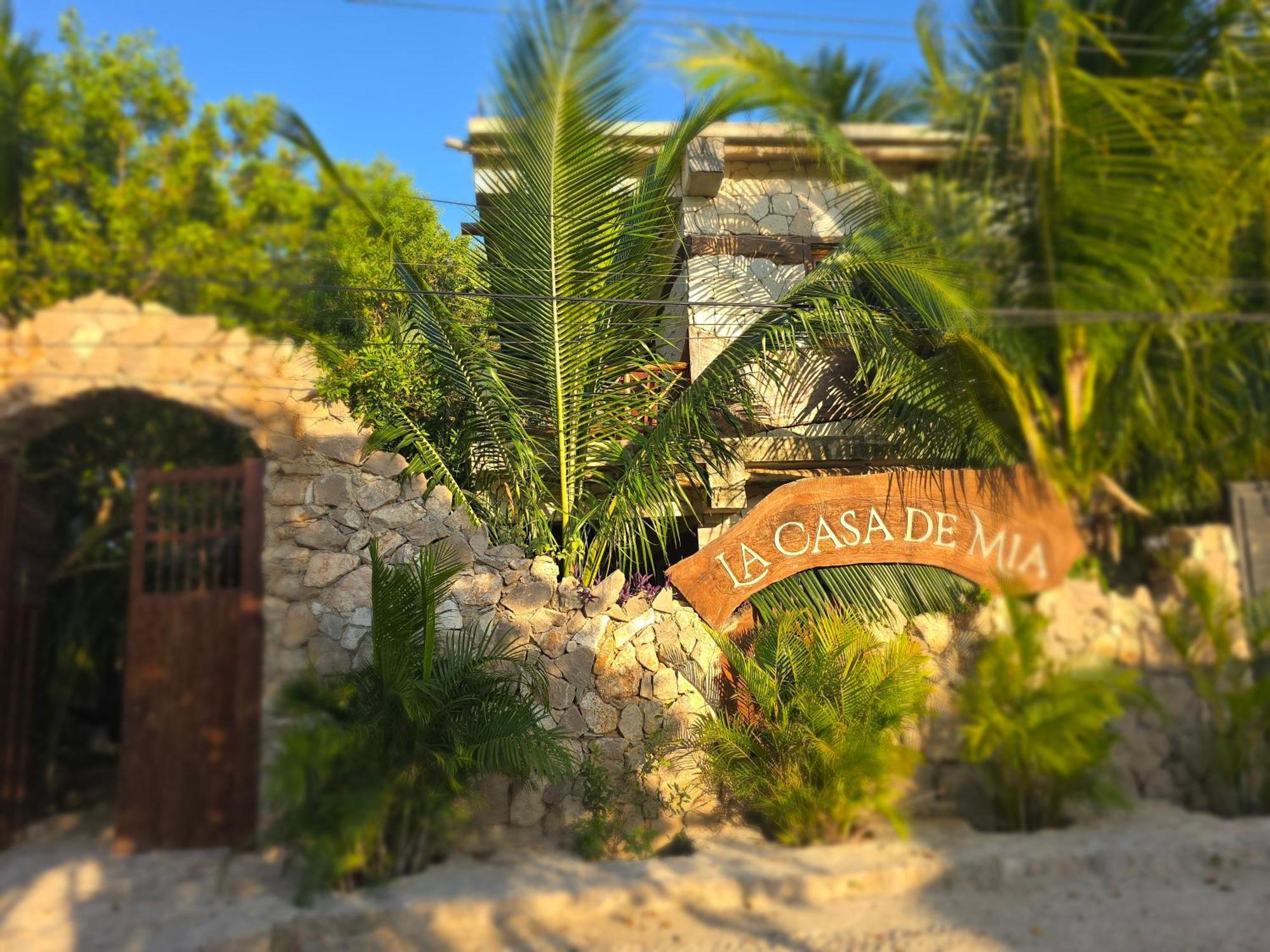 La Casa De Mia *
