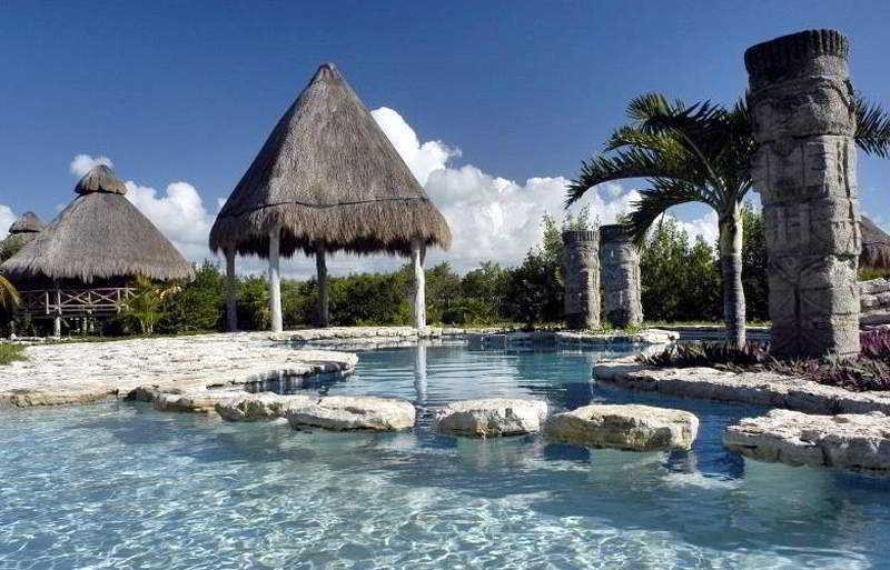 Resort Delfines 4*