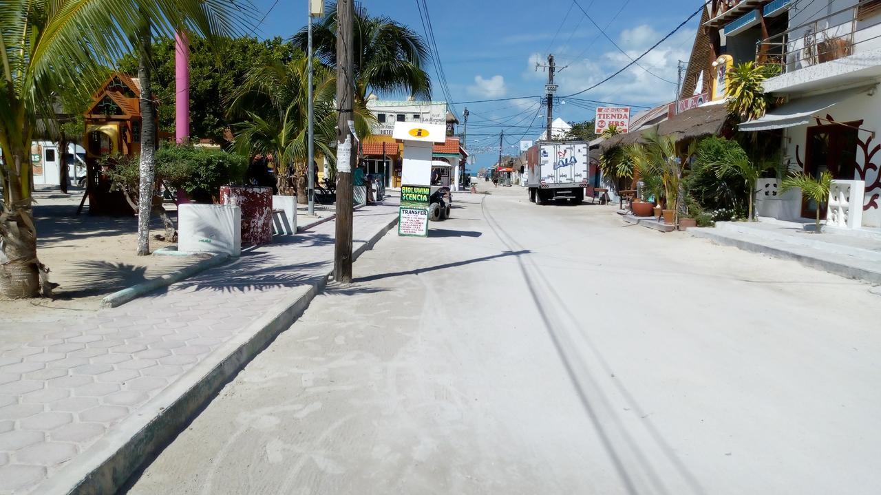 Clarita * Isla Holbox