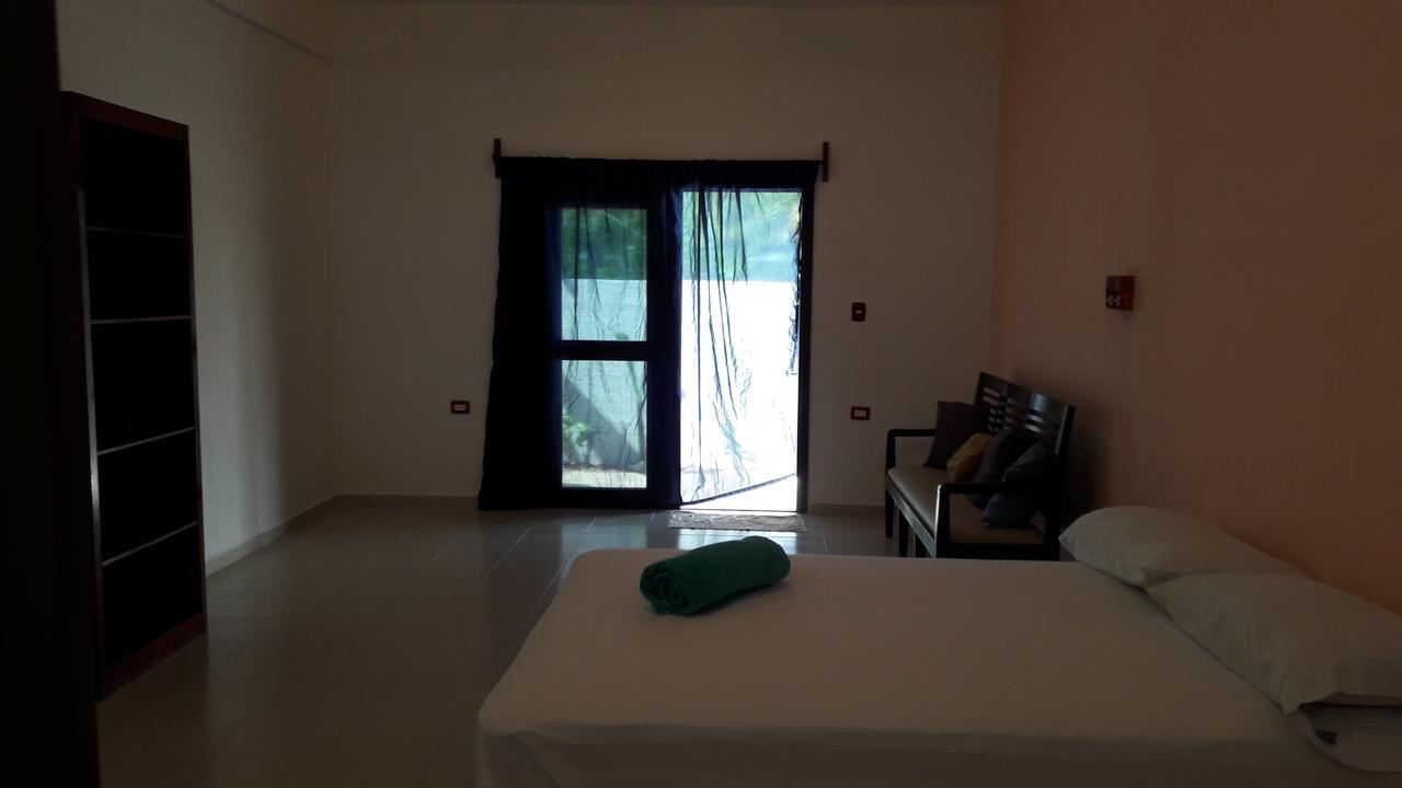 Karemar Inn
