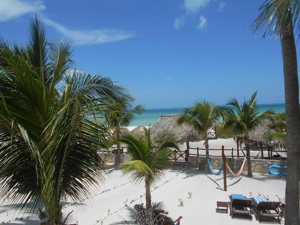 & Suites Apartahotel