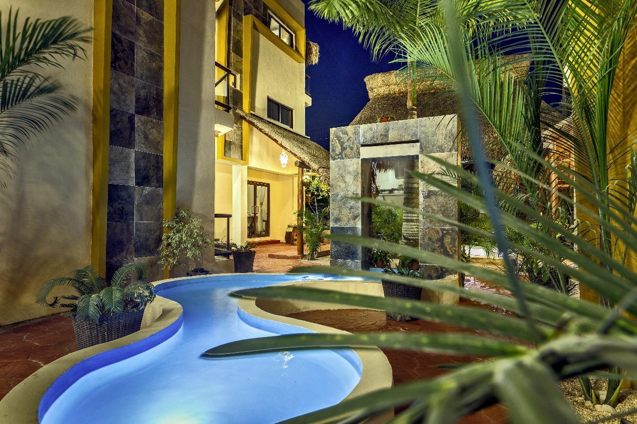 Hotel Moon Dreams El Jardin 3*