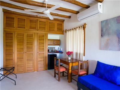 Aparthotel La Casa Del Alux - Adults Only