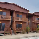 Ecoco Holbox - Eco-Chic - Cabañas de Madera - Holbox Retreat