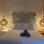 El Mar Suite