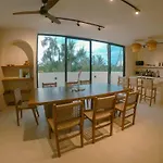 Casa Hood By The Sea