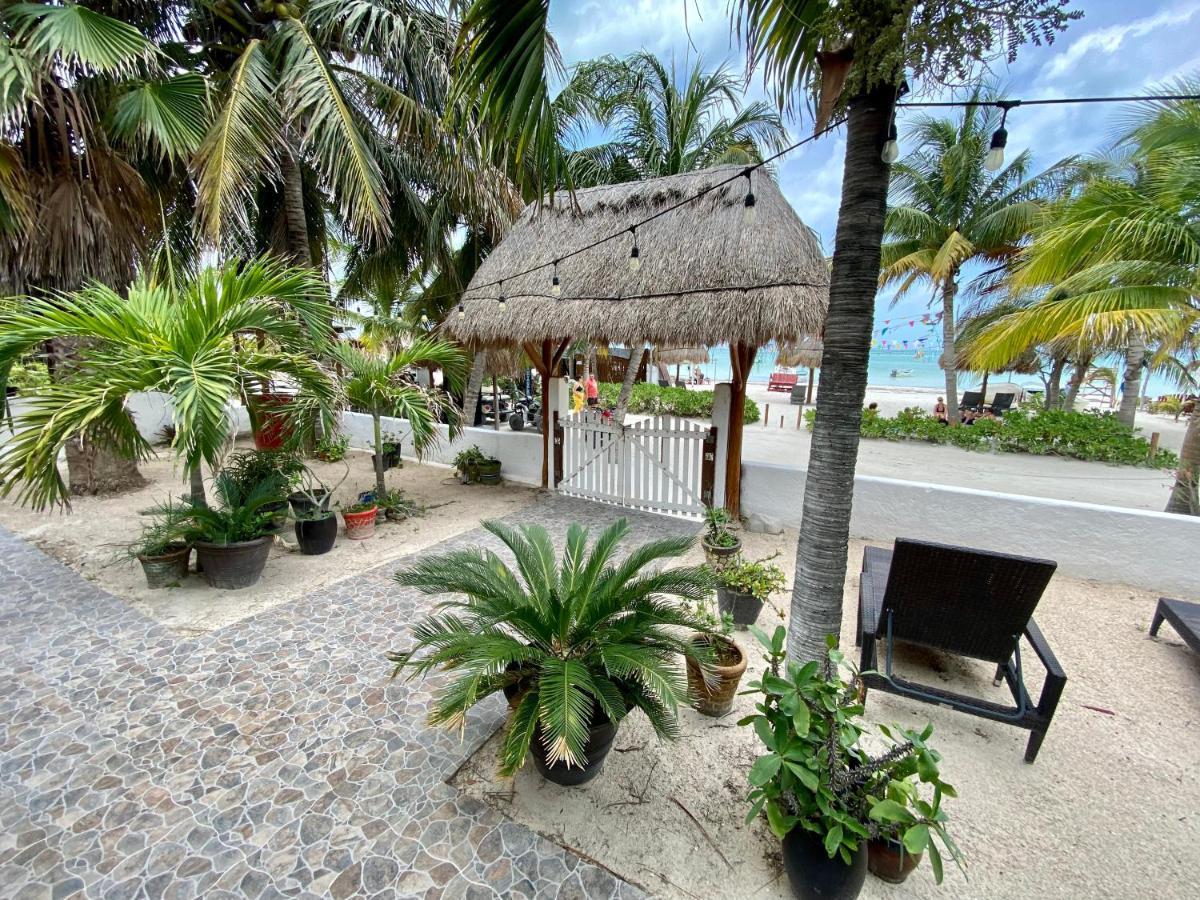 Incredible Three Bedroom Ocean Front By Baleine Group