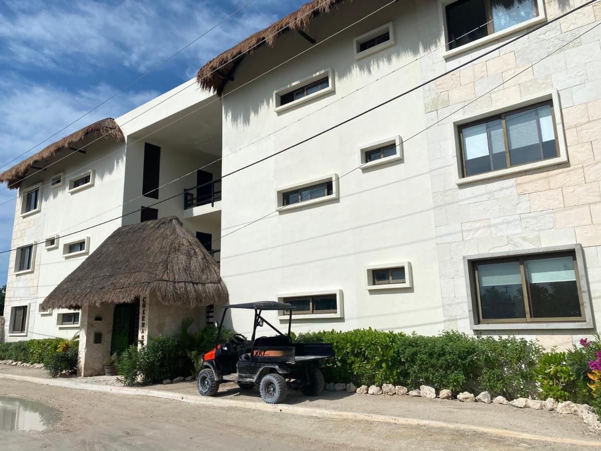 Family In Beautiful Residential Complex In Isla Holbox