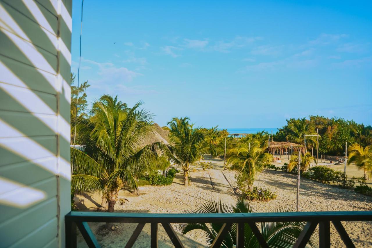 Encanto Front