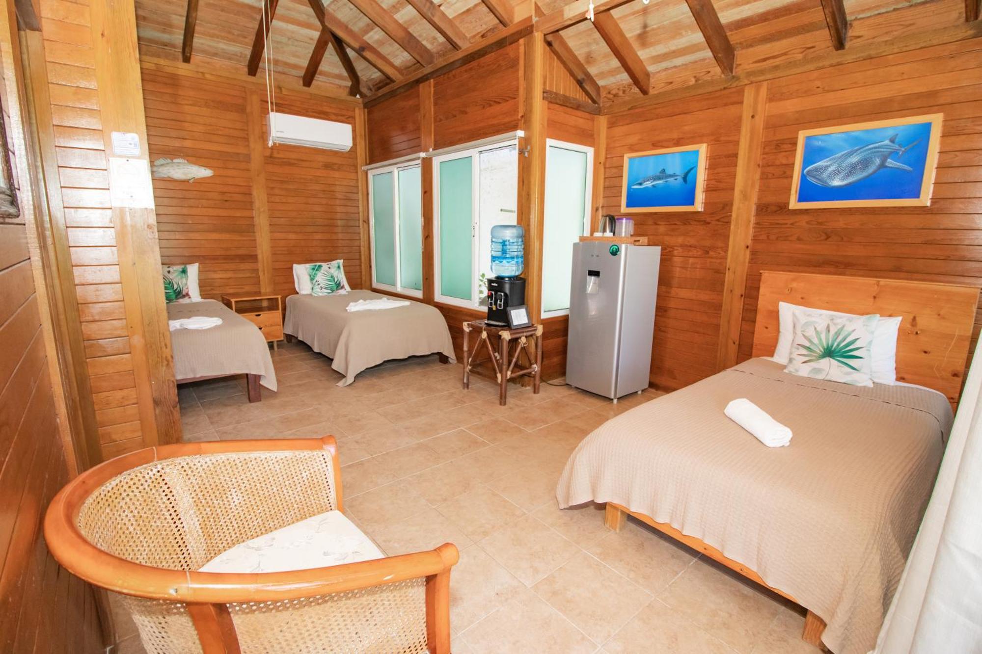 Encanto Front Hotel 4*