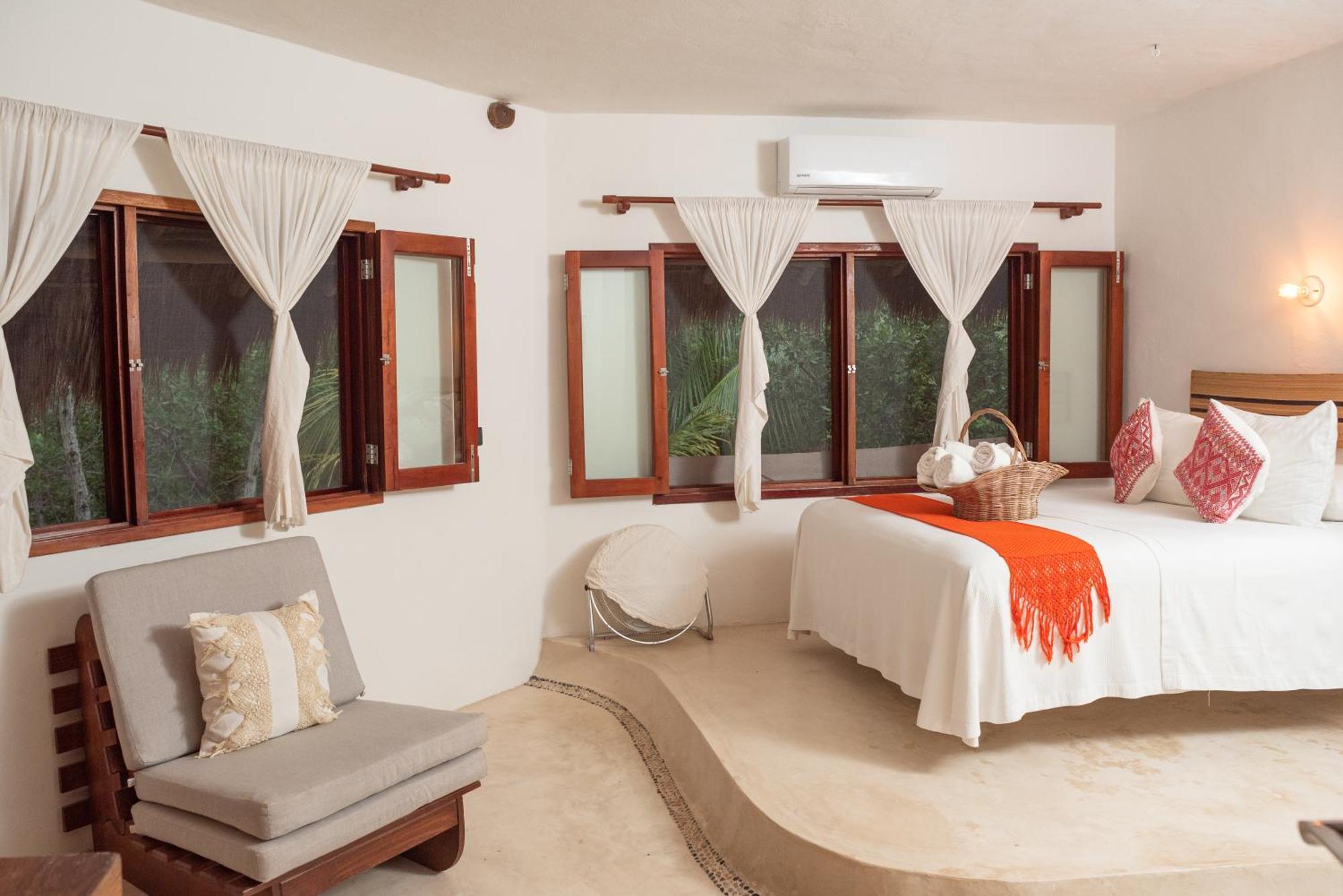 Casa Takywara 4*