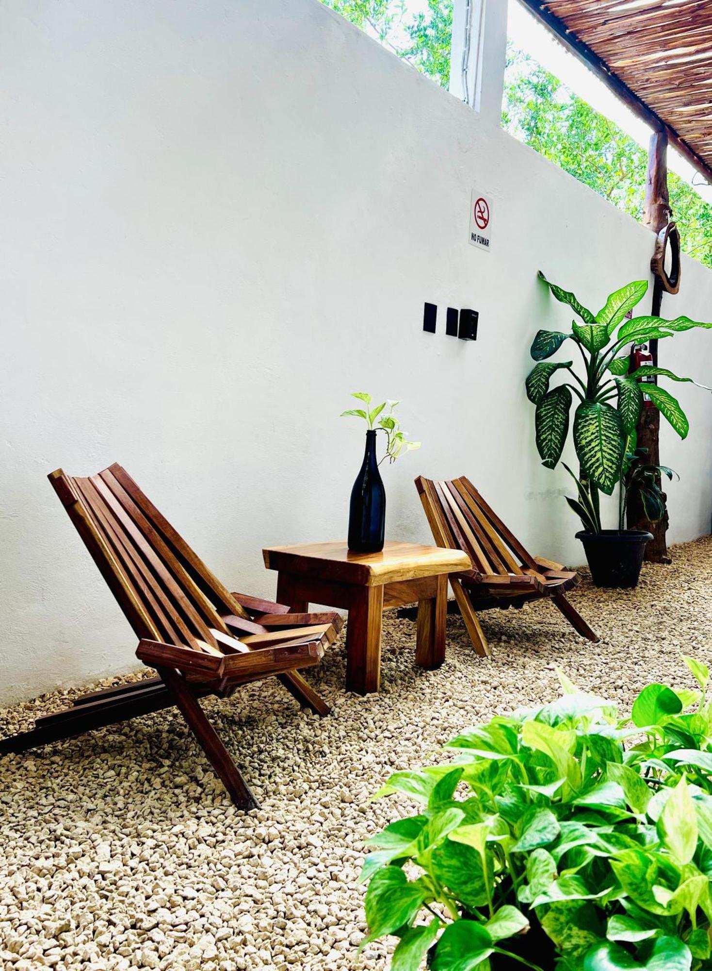 Kin Hotel *