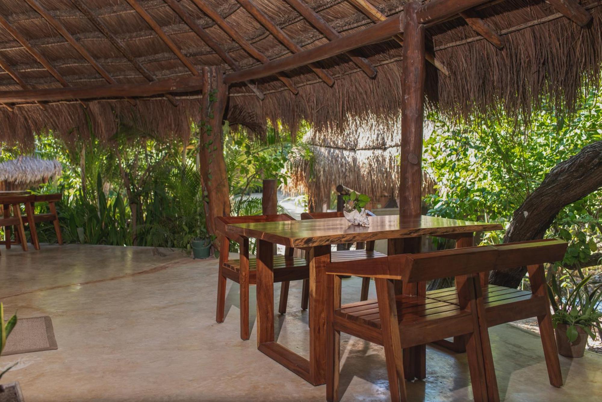 Hotel Casa Takywara Isla Holbox