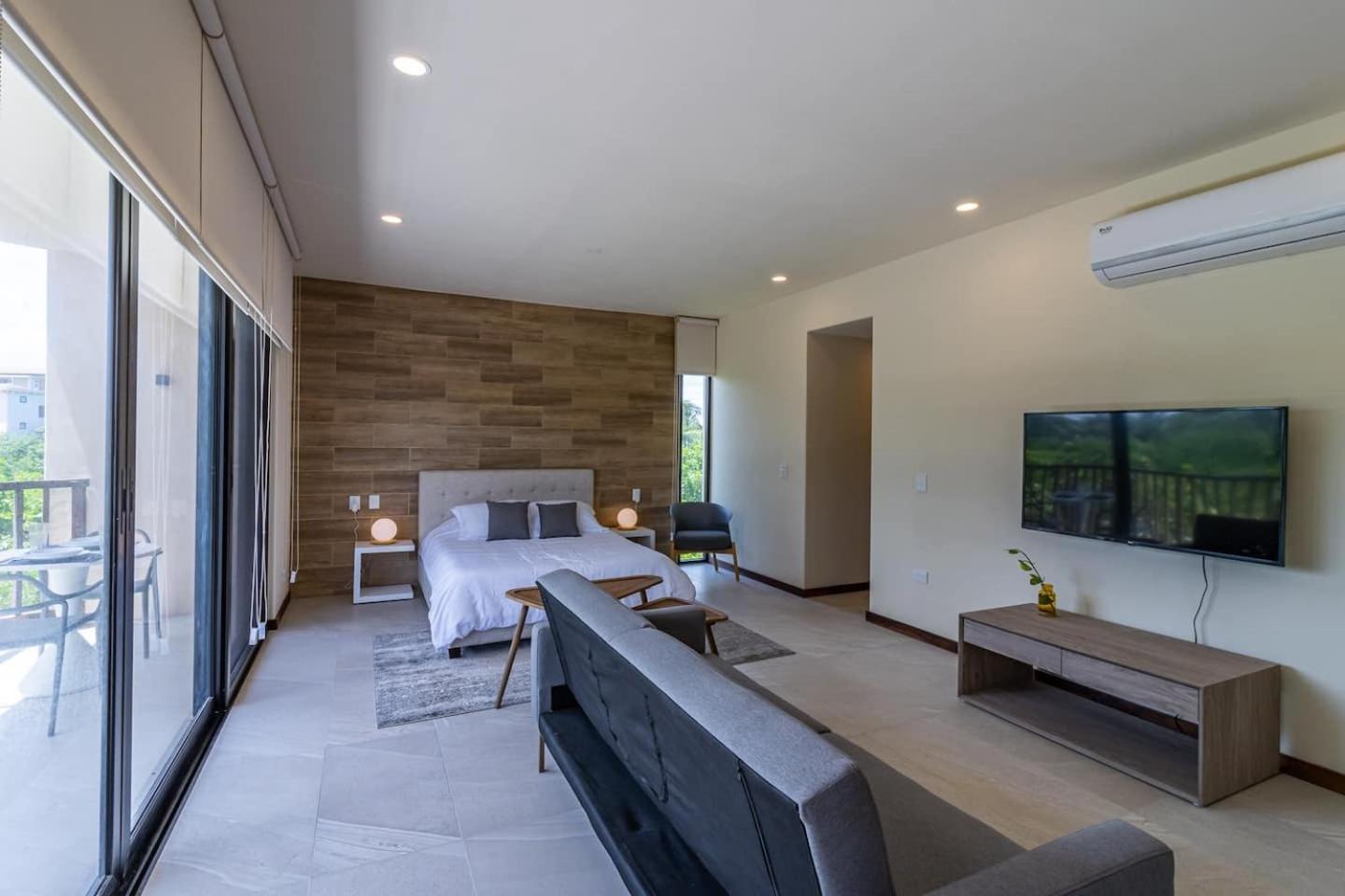Pool View Loft Steps From The Ocean In Punta Cocos - C101 *