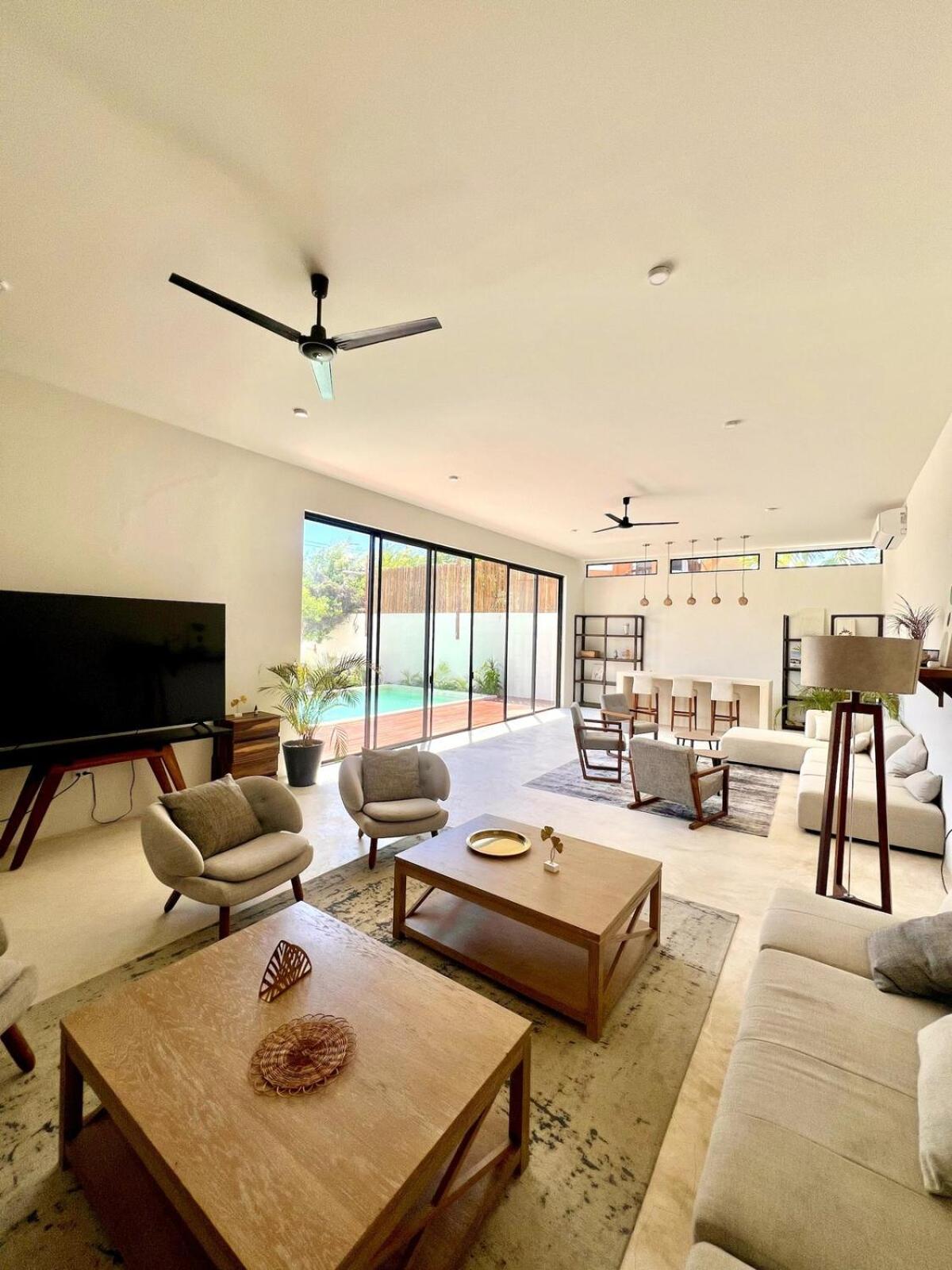 Paraiso Villa