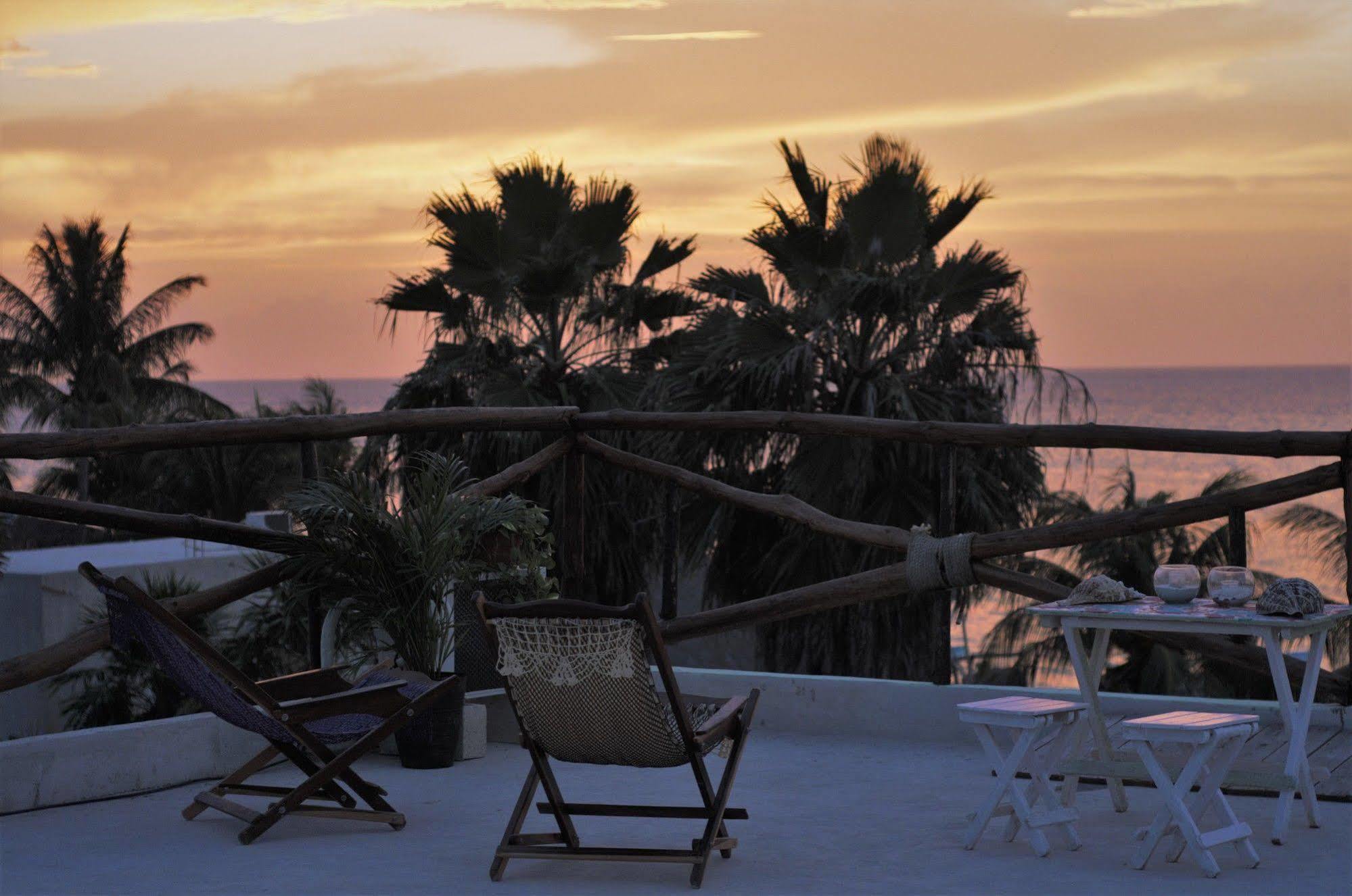 La Chaya Hotel