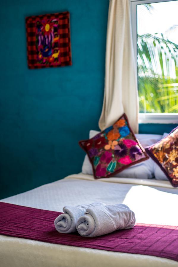 Hotel La Chaya 3*