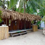 La Aldea Holbox Cabañas y Camping