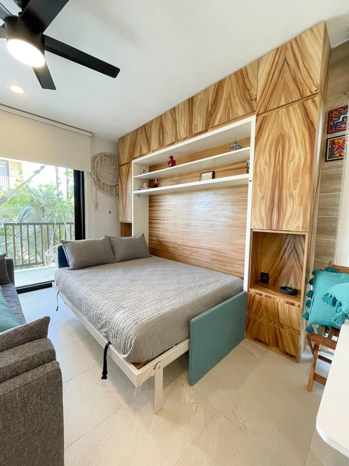 Amazing Pool View Loft Steps Away From The -b102 Hotel