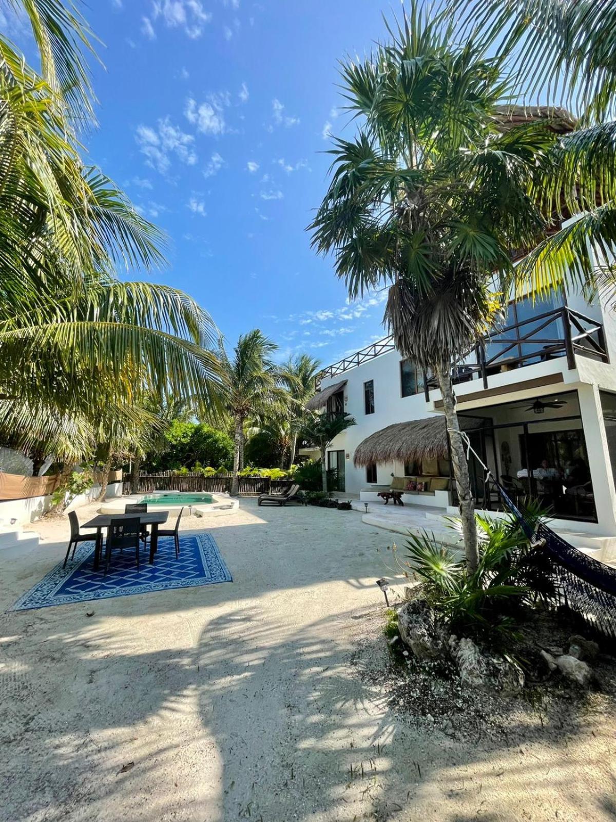 Boutique La Puerta Azul Beachfront - Adults Only Isla Holbox