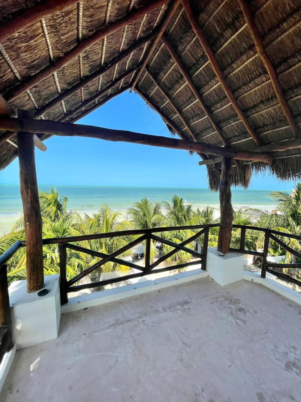 Boutique La Puerta Azul Beachfront - Adults Only