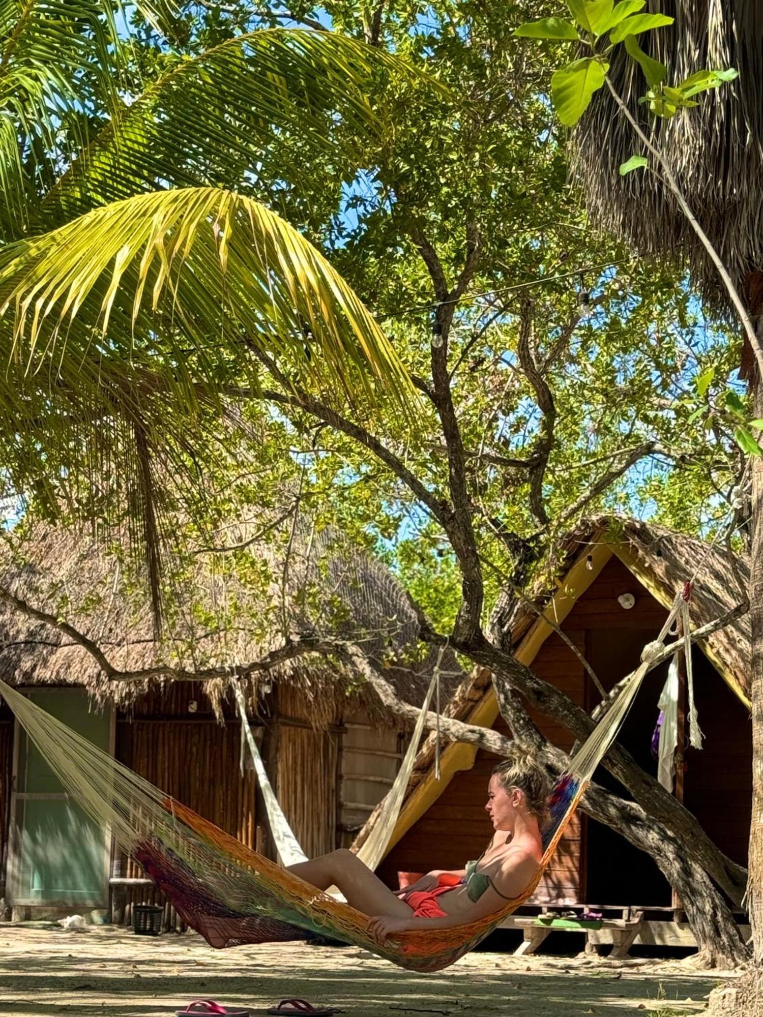 Camping La Aldea Y Isla Holbox