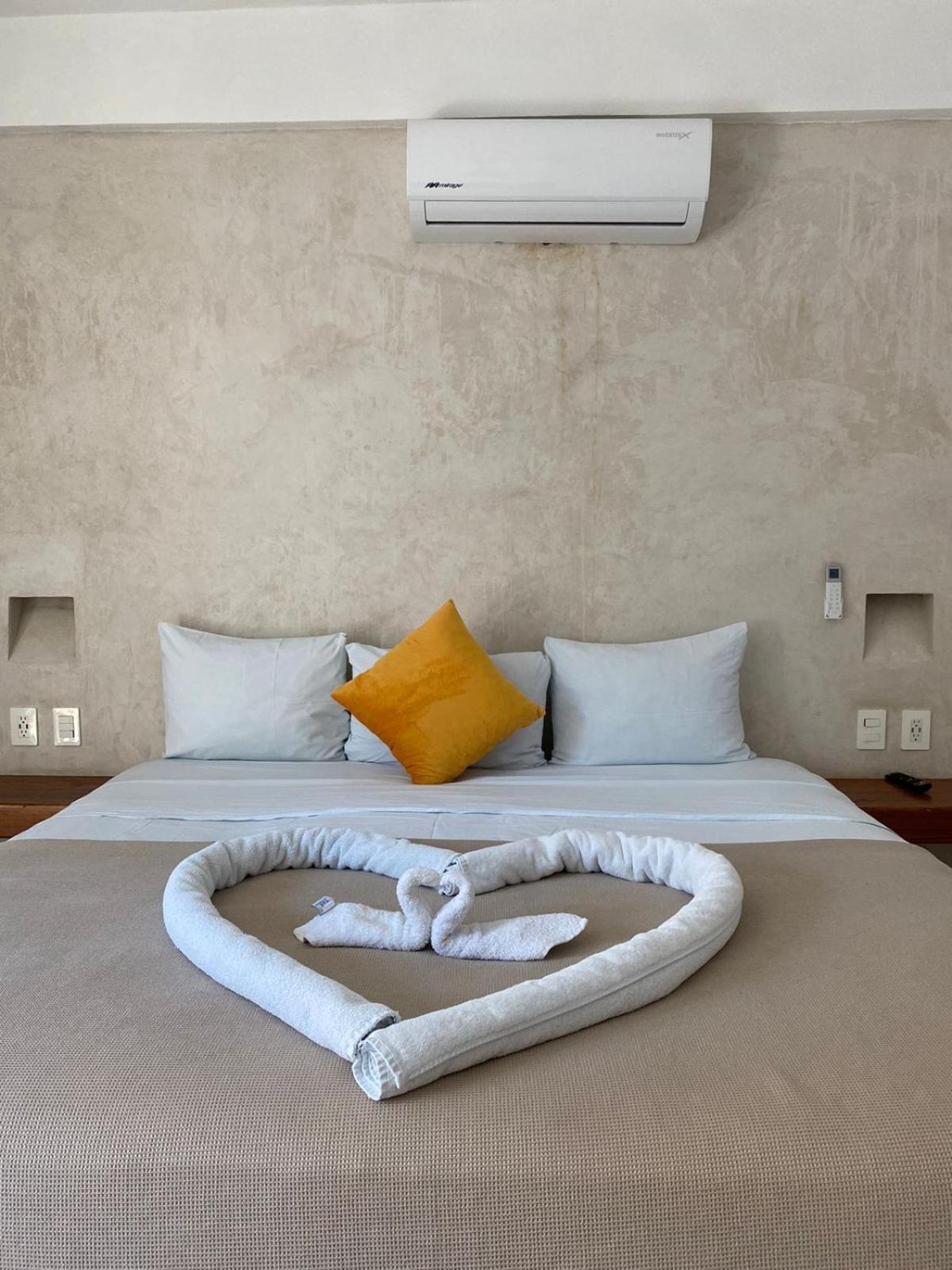 Pelecanus Hotel 3*