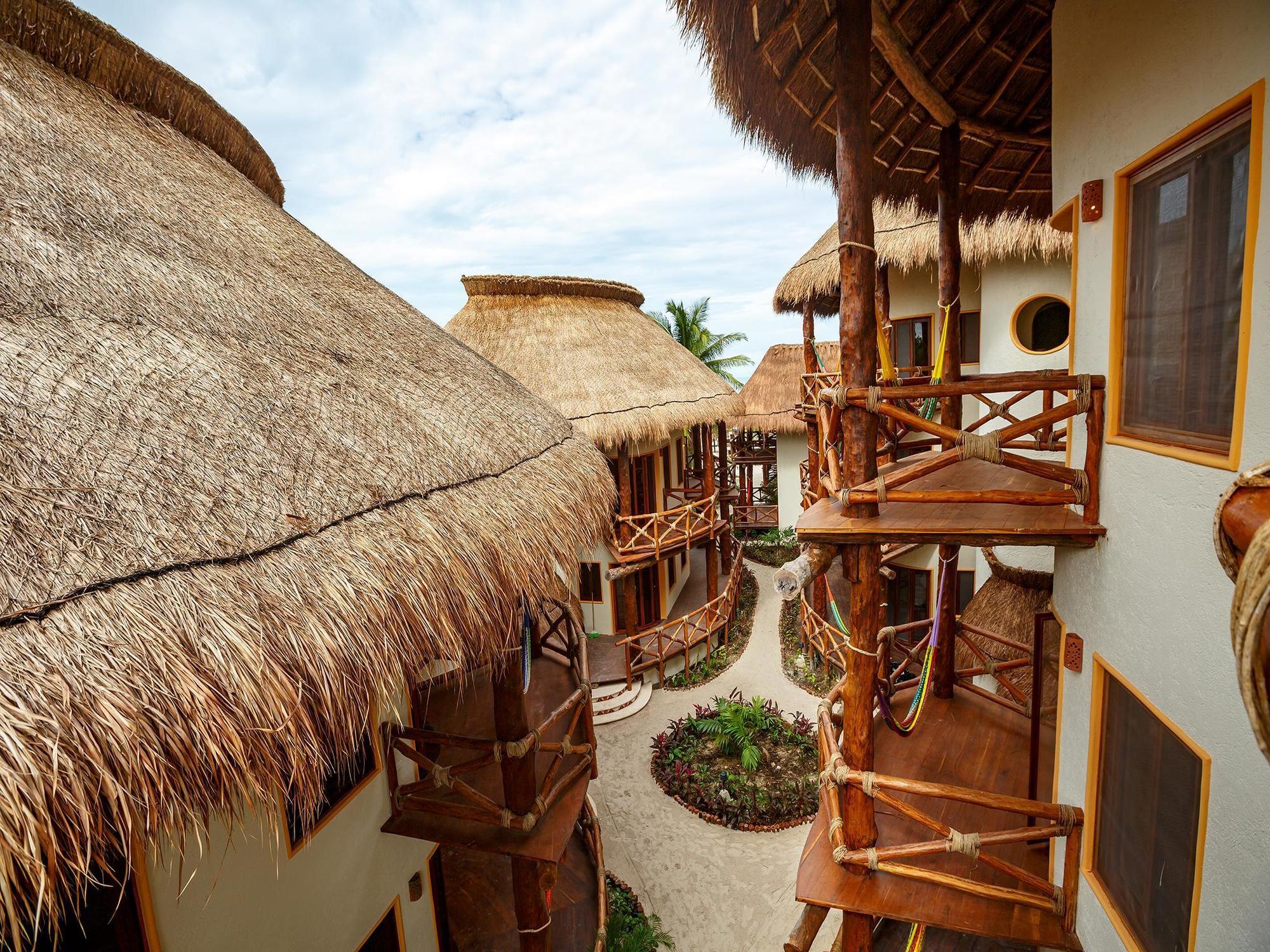 Hm Paraiso Del Mar 4*