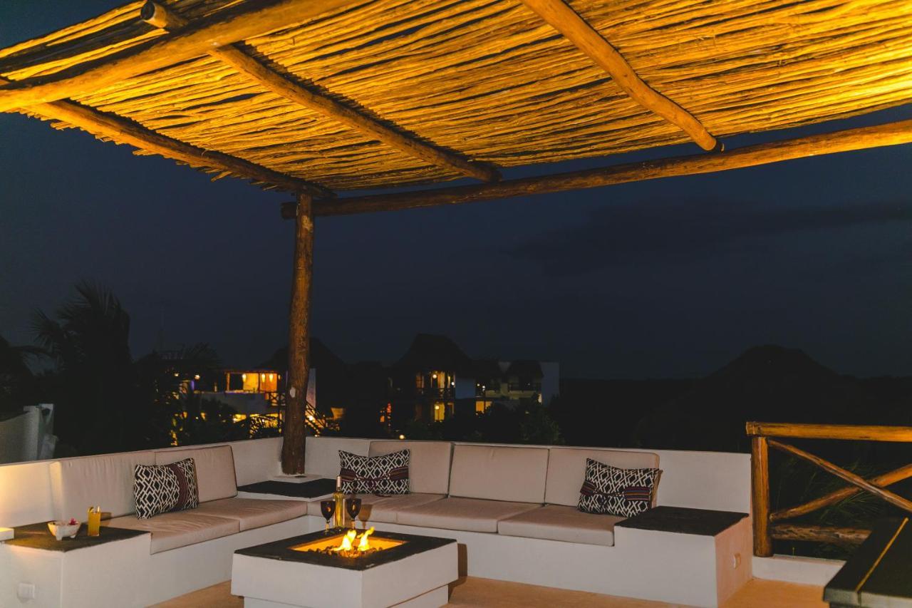 Hotel Boutique La Puerta Azul Beachfront - Adults Only 4*