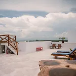 Xamana Holbox