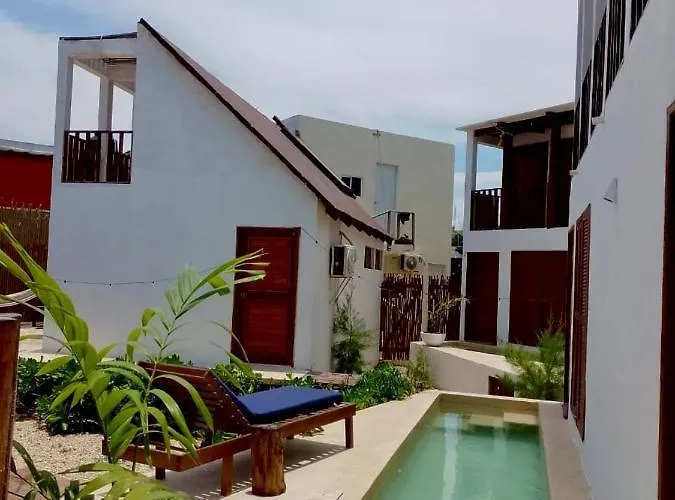 Bungalow Unico En Holbox Con Alberca Privada, En Una Propiedad Que Solo Tiene 3 Ujunidades. B2