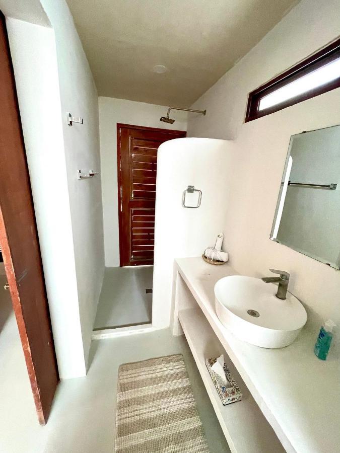 Unico En Con Alberca Privada, En Propiedad Que Solo Tiene 3 Ujunidades. B2 * Isla Holbox