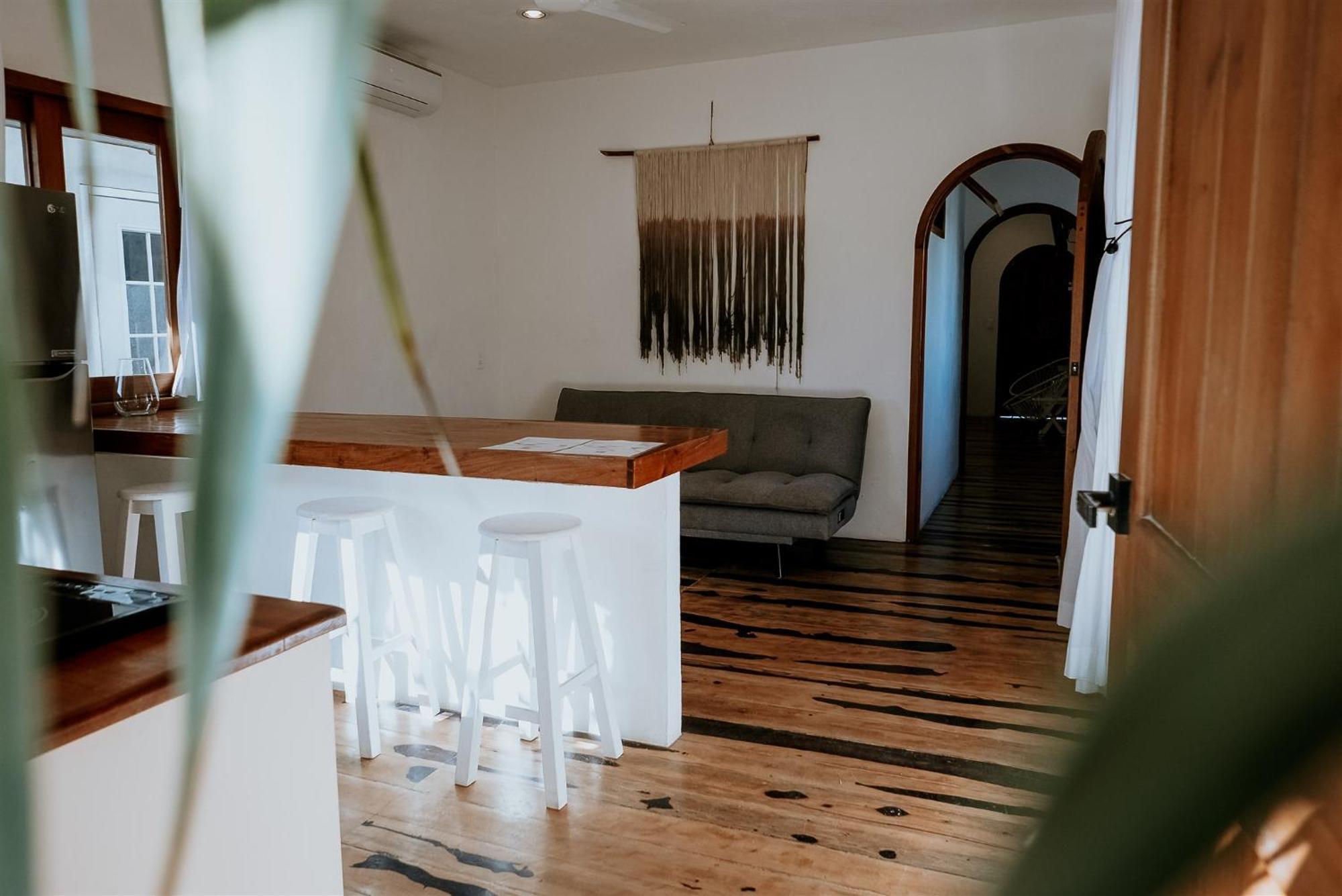 Apartamento & Madre Self-check In
