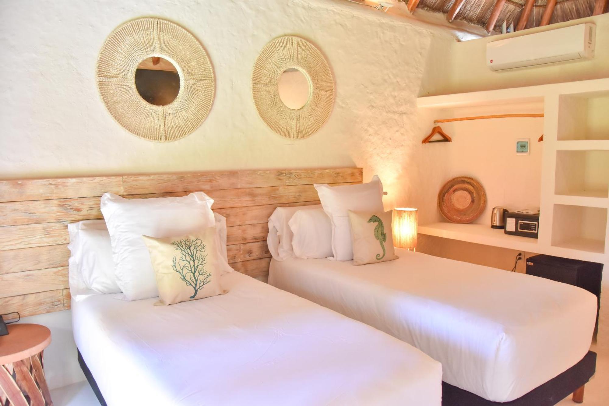 Ak'na Hotel 3*